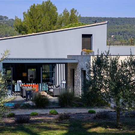 Maison-M Aix Meyreuil Bagian luar foto